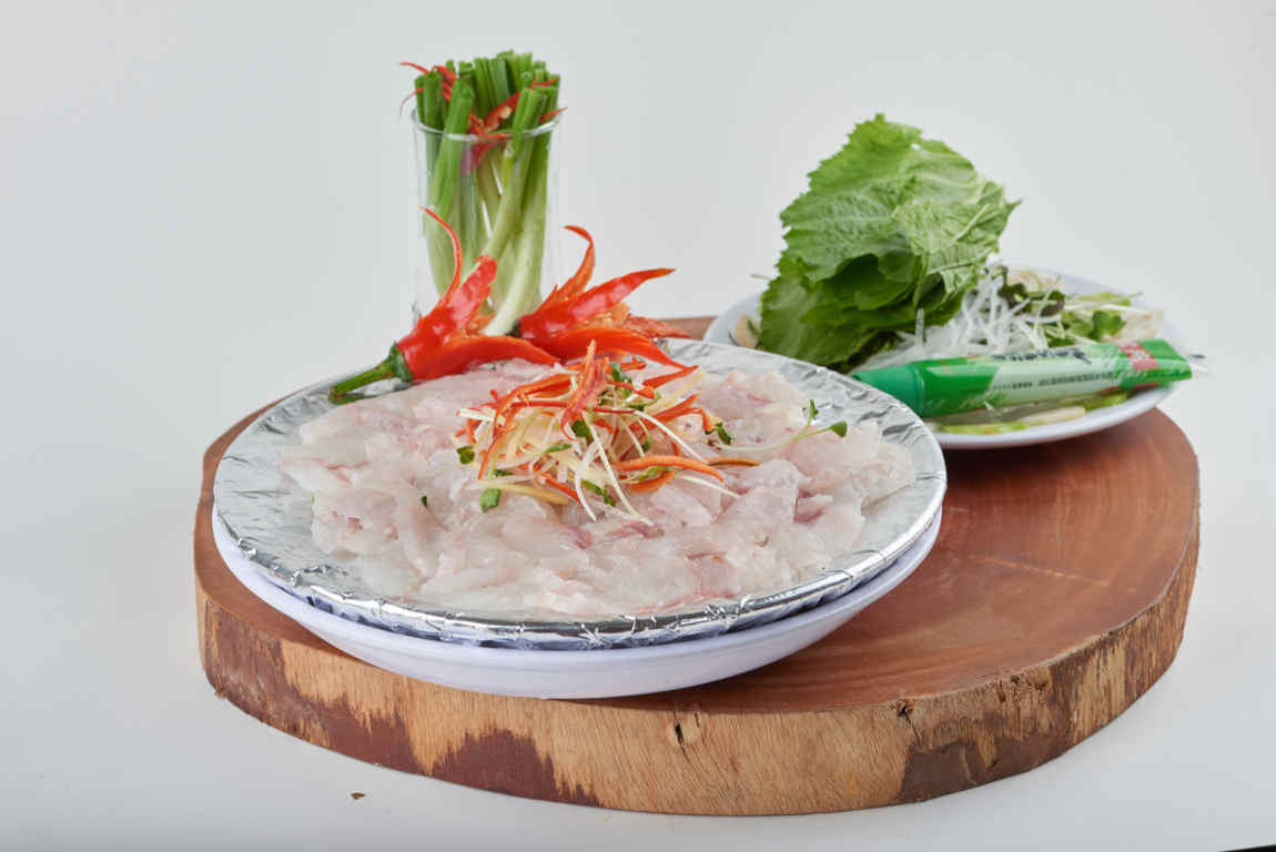 Cá mú ăn sống - Nhà hàng Gành Hào